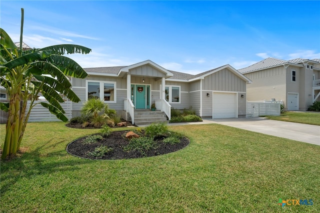 ranch-style house featuring a front yard