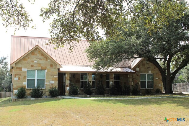 view of front of house with a front yard