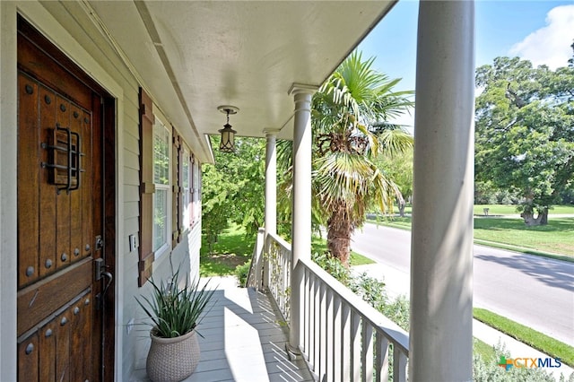 325 Fair Ln, New Braunfels, TX 78130 - photo 4