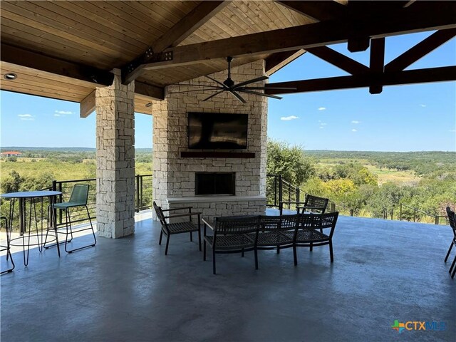 1720 Demi John Bend Rd, Canyon Lake, TX 78133
