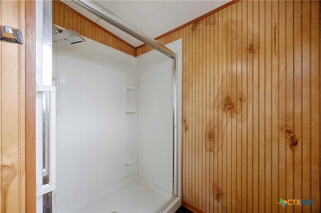 1001 US Highway 77 N, Hallettsville, TX 77964 - full bath with a stall shower and wooden walls
