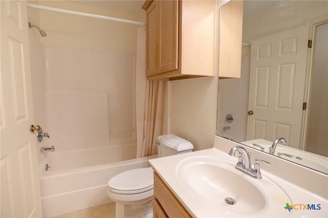 106 Fieldstone, Victoria, TX 77901 - full bath with shower / bath combo with shower curtain and vanity