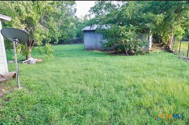 141 Jackson St, Elgin, TX 78621 - photo 6