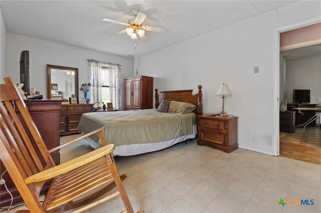 2080 Allison Rd, Martindale, TX 78655 - bedroom with ceiling fan