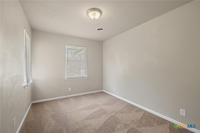 3102 Taft St, Killeen, TX 76543 - empty room featuring carpet floors and baseboards