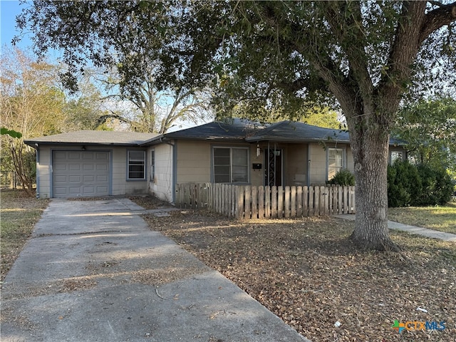 view of front facade with a garage