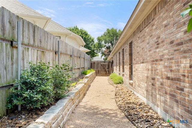217 Ciela Vis, Seguin, TX 78155 - view of yard