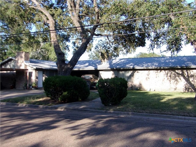 1802 Lawndale Ave, Victoria, TX 77901 - photo 2
