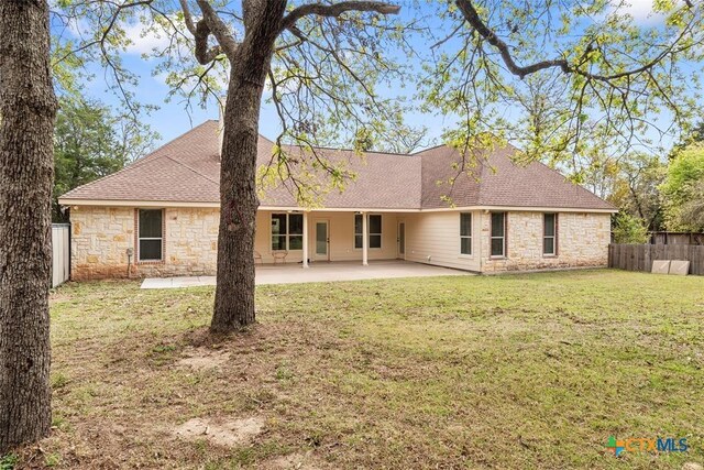330 Arbors Cir, Elgin, TX 78621 - photo 32