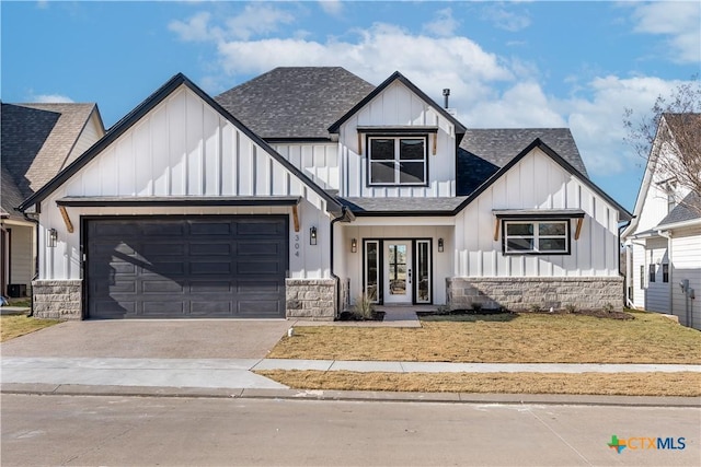 view of front facade with a garage