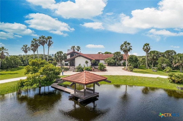 1809 W Harrison Ave, Port Oconnor, TX 77982 - dock with a water view and a yard
