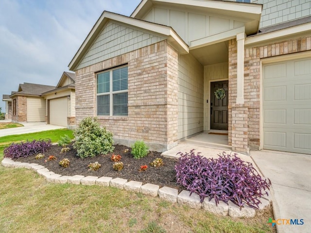 1136 Amber Lk, Seguin, TX 78155 - photo 2