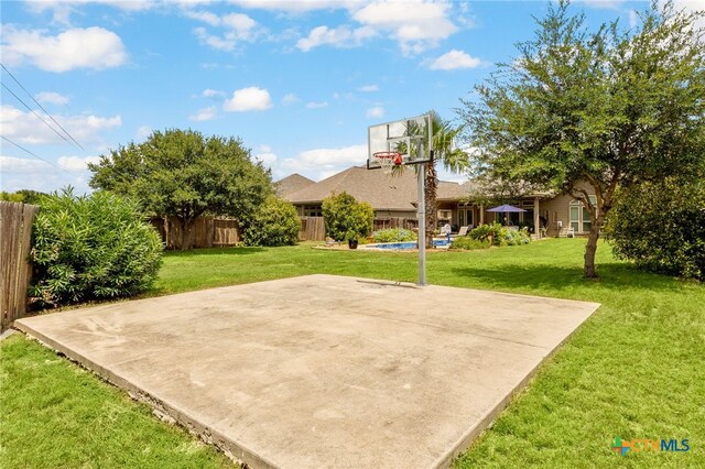 2194 Pioneer Pass, Seguin, TX 78155 - view of sport court featuring basketball hoop