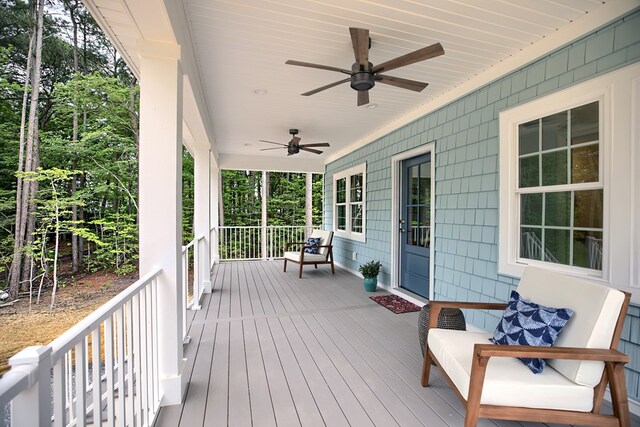 250 Pocahontas Ave, Deltaville, VA 23043 - porch featuring a ceiling fan