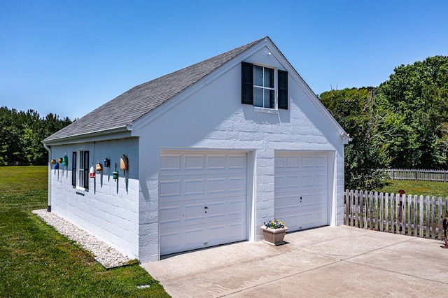 131 Henry Creek Ln, Kilmarnock, VA 22482 - view of detached garage