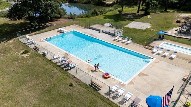 352 Berkshire Dr, Reedville, VA 22539 - photo 12