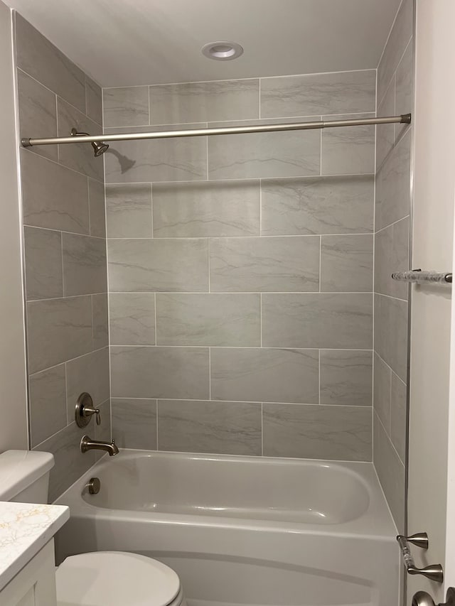 605 Shorewood Dr, Colonial Beach, VA 22443 - bathroom featuring toilet, shower / bath combination, and vanity