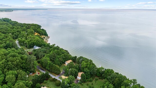 1753 N Independence Dr, Montross, VA 22520 - aerial overview of property's location with a nearby body of water