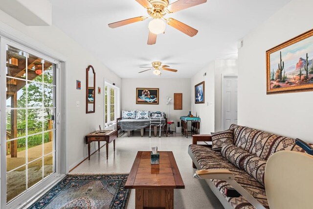 1753 N Independence Dr, Montross, VA 22520 - living room with a ceiling fan