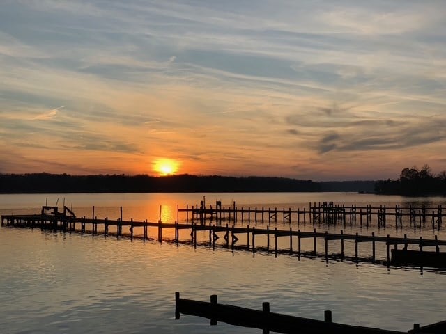 dock area featuring a water view