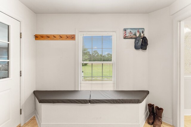 367 Edgewater Ln, Montross, VA 22520 - view of entryway