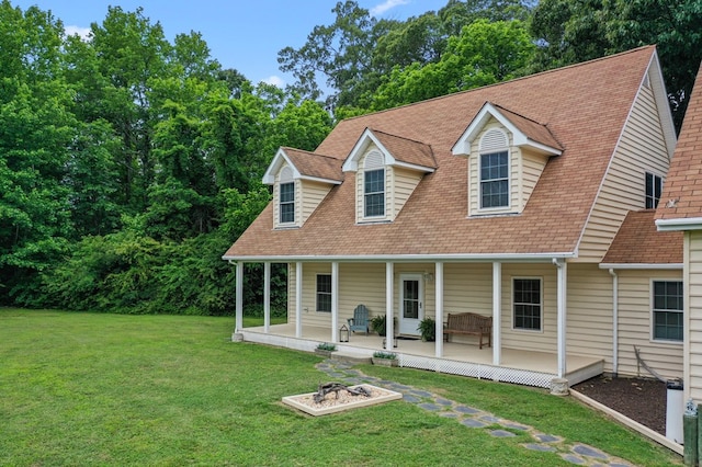 367 Edgewater Ln, Montross, VA 22520 - view of front of property featuring roof with shingles and a front lawn