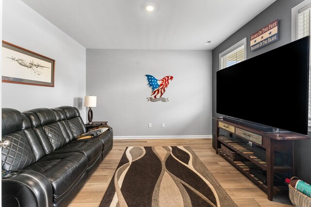 557 Wendenburg Ter, Aylett, VA 23009 - living area with light wood finished floors, baseboards, and recessed lighting