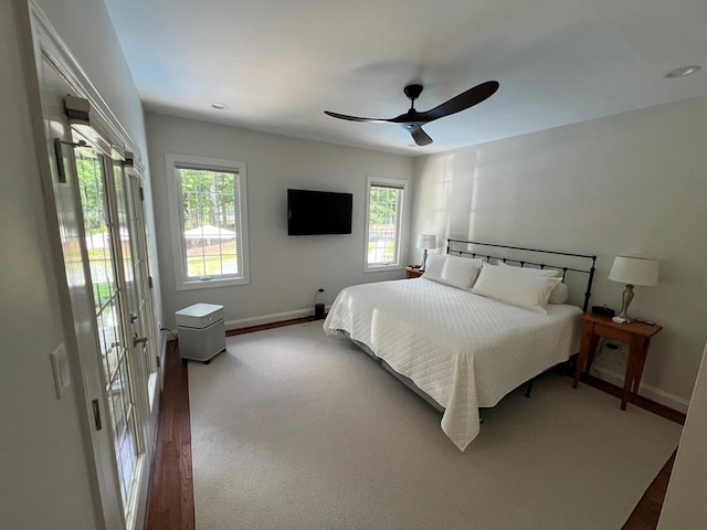 bedroom featuring carpet floors and ceiling fan