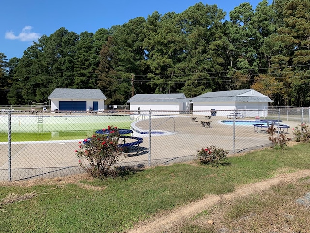 366 N Glebe Rd, Montross, VA 22520 - community pool with a patio area