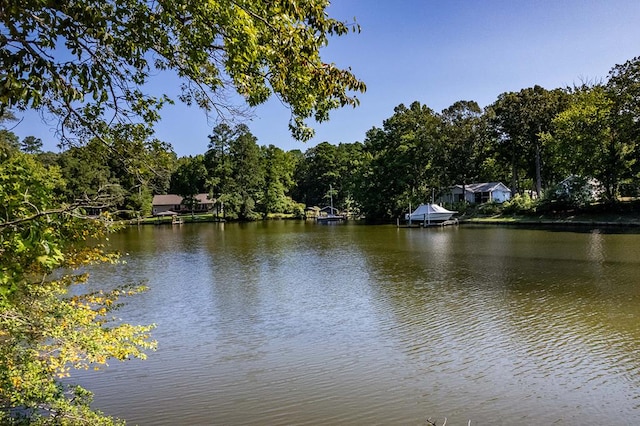 Listing photo 3 for 37T Kinsale Bridge Rd, Kinsale VA 22488