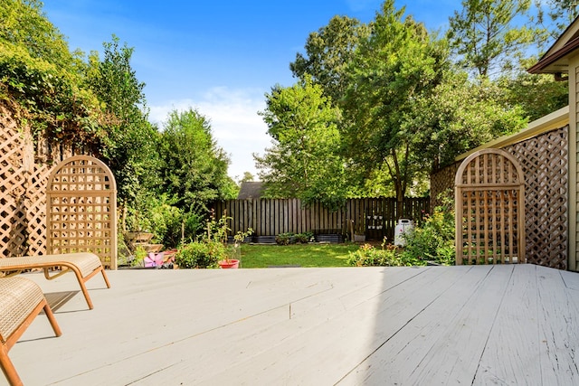 10 Heatherfield Ct, Kilmarnock, VA 22482 - view of deck