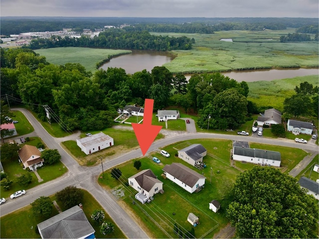 701 Lewis St, Tappahannock, VA 22560 - aerial view of property and surrounding area featuring a large body of water