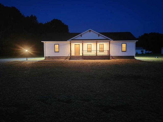 2976 Newmans Neck Rd, Heathsville, VA 22473 - view of front of home featuring crawl space and a porch