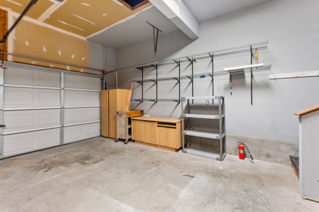 135 Hobbs Hole Ln, Tappahannock, VA 22560 - view of garage