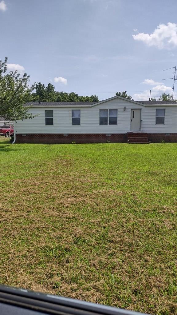 91 Dameron Dr, Hague, VA 22469 - view of front of property with entry steps and a front yard