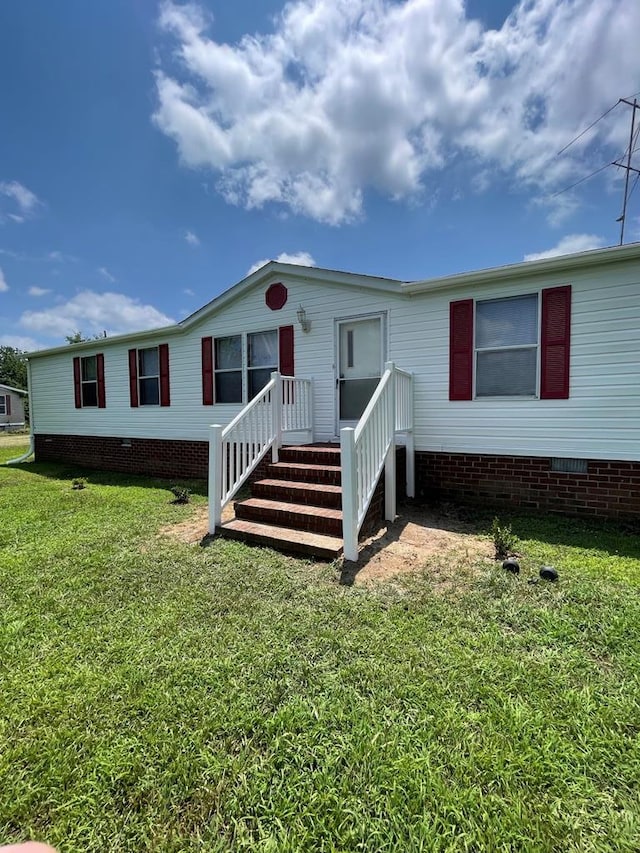 91 Dameron Dr, Hague, VA 22469 - view of front of house with crawl space and a front yard