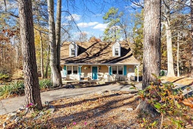 view of front of home featuring a porch