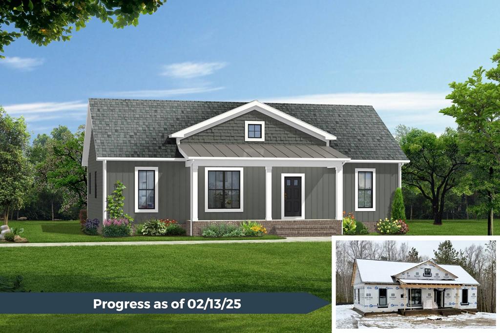 view of front of property with a front lawn
