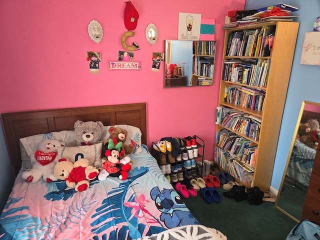 bedroom with carpet