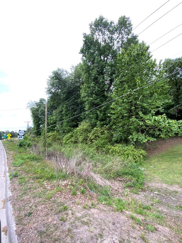 Listing photo 2 for LOT18 Mary Ball Rd, Kilmarnock VA 22482