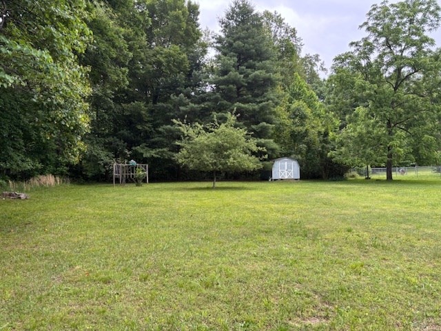 890 Gordon Way, Montross, VA 22520 - view of yard