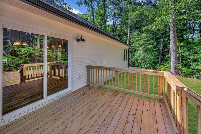 405 Cedar Ln, Colonial Beach, VA 22443 - view of wooden deck