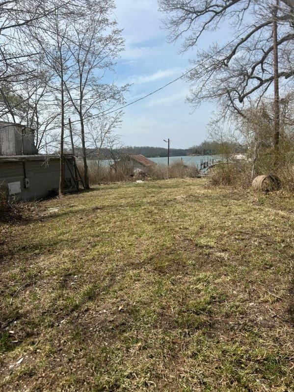 36-127 Beales Wharf Rd, Montross, VA 22520