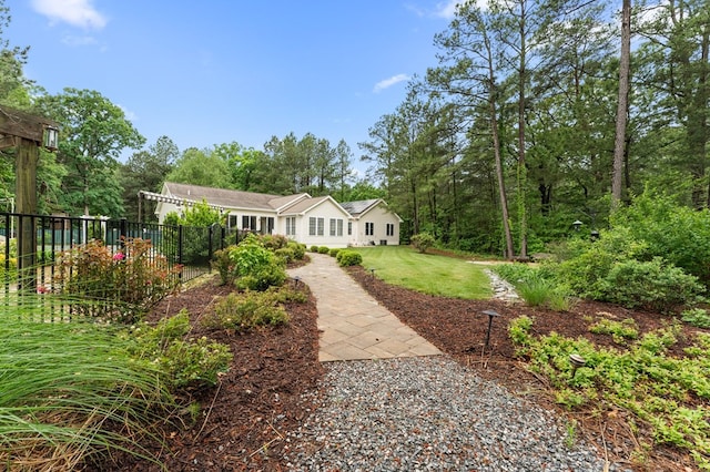 586 Kingscote Dr, Lottsburg, VA 22511 - view of yard