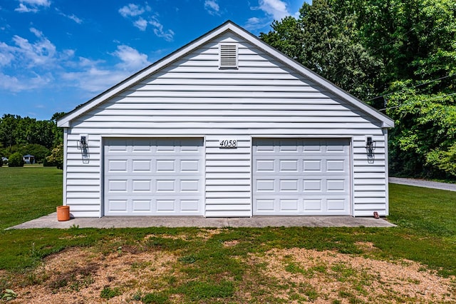 4058 Irvington Rd, Irvington, VA 22480 - garage featuring a yard