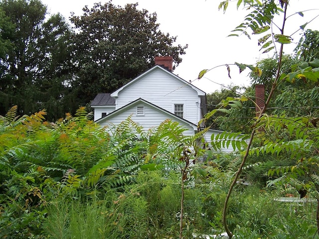 view of side of property