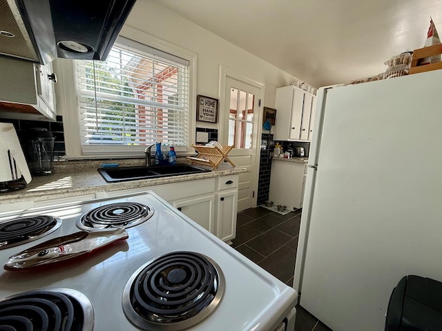 2266 Hayes Rd, Hayes, VA 23072 - photo 11