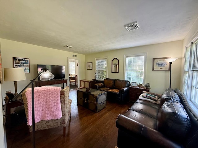 2266 Hayes Rd, Hayes, VA 23072 - photo 2