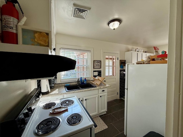 2266 Hayes Rd, Hayes, VA 23072 - photo 12
