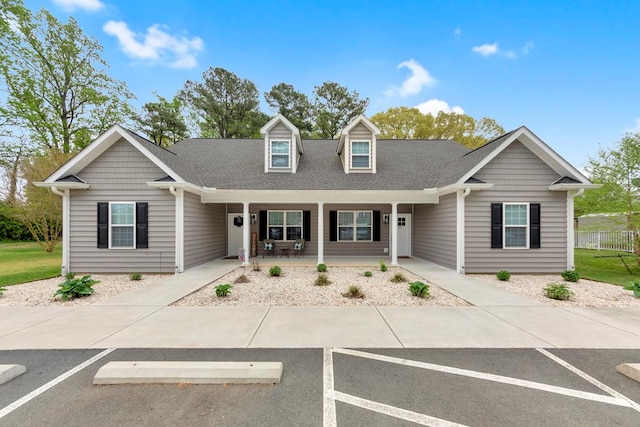 view of front of house featuring covered porch